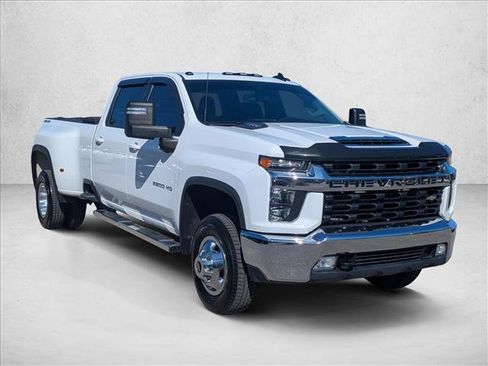 Used 2021 Chevrolet Silverado 3500 LT w/ Convenience Package image 4