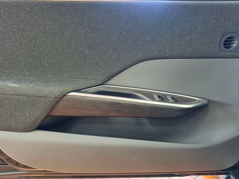 Used 2024 Lucid Air Touring AWD/4WD image 14