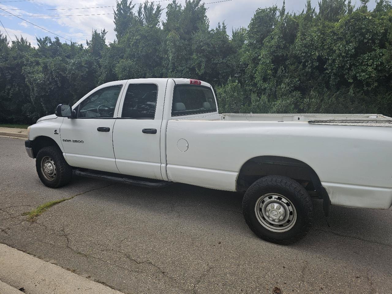 Used 2006 Dodge Ram 2500 Truck ST w/ Trailer Tow Group AWD/4WD image 5