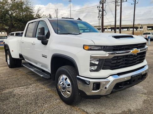 Used 2026 Chevrolet Silverado 3500 LT w/ Texas Edition image 1