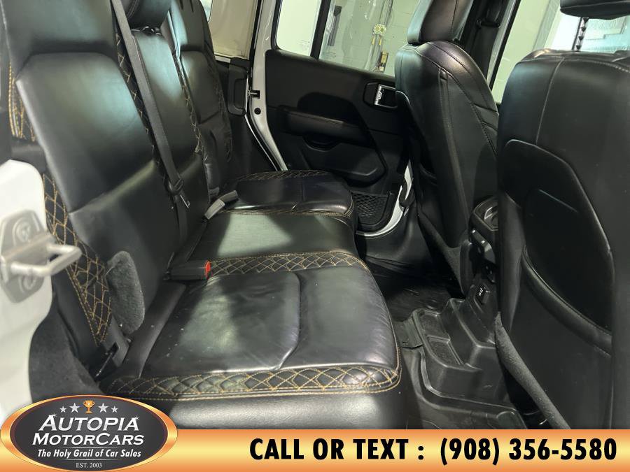Used 2021 Jeep Wrangler Unlimited Sahara AWD/4WD image 16