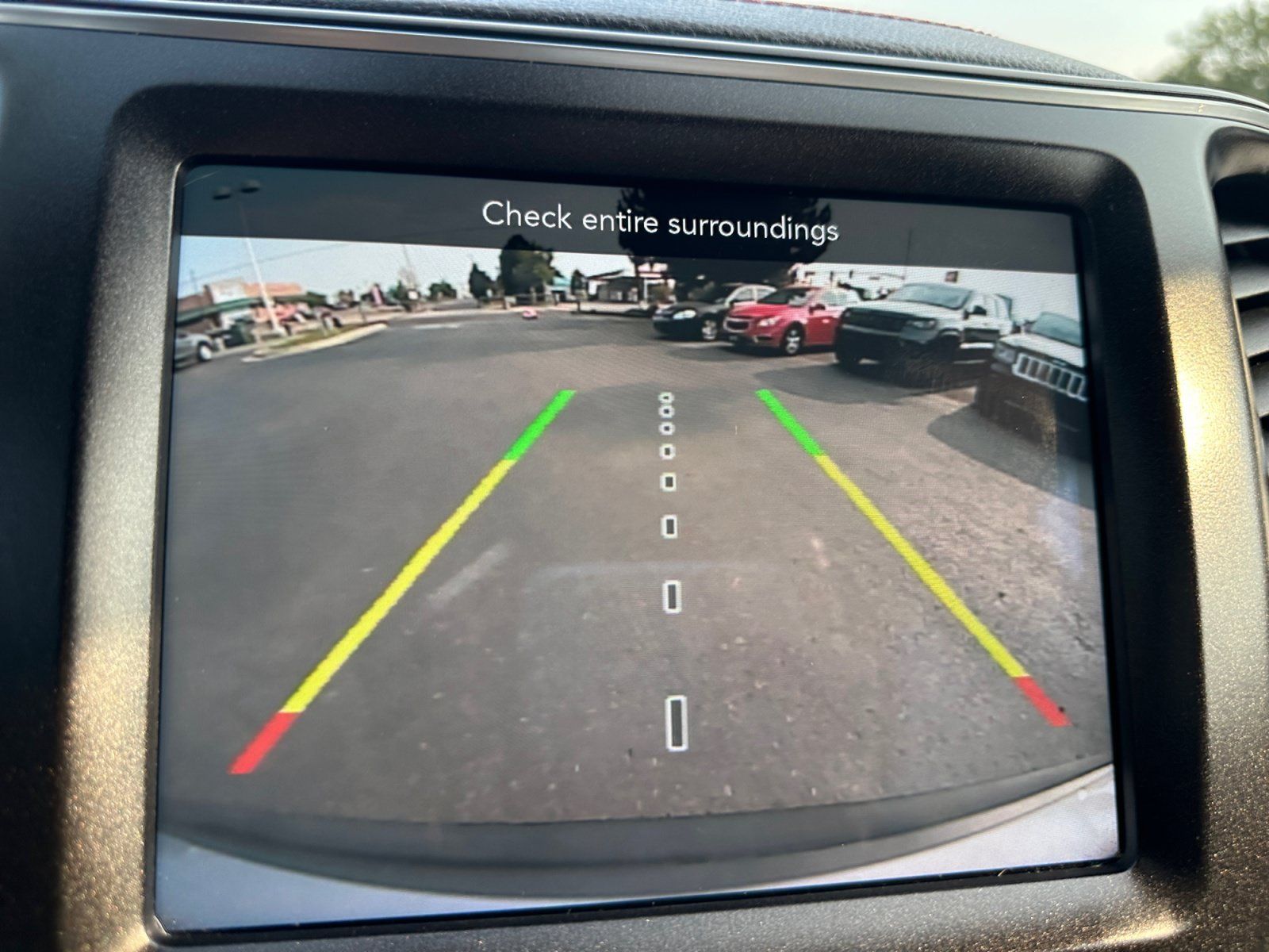 Used 2019 Jeep Cherokee Trailhawk w/ Cold Weather Group AWD/4WD image 25
