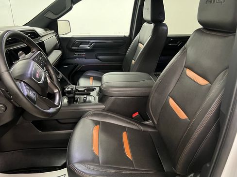 Used 2023 GMC Sierra 1500 AT4 w/ Technology Package AWD/4WD image 25
