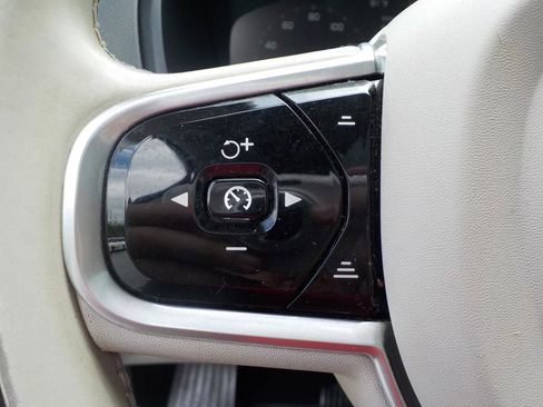 Used 2018 Volvo XC90 T6 Inscription w/ Convenience Package AWD/4WD image 14