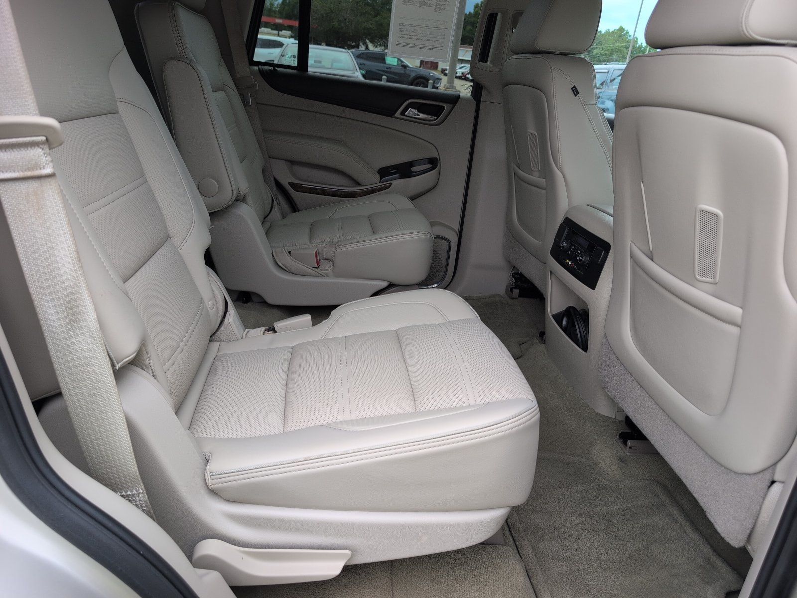 Used 2016 GMC Yukon Denali w/ Open Road Package RWD image 13
