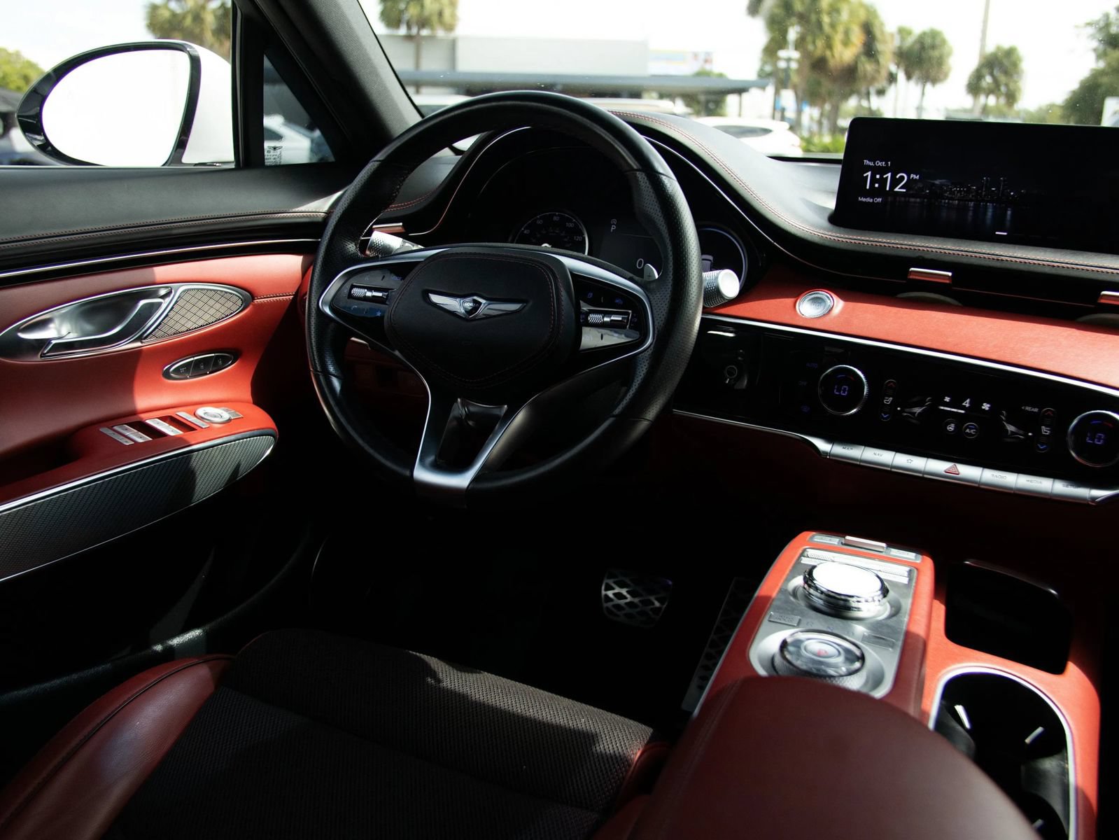 Used 2022 Genesis GV70 2.5T w/ Sport Prestige Package AWD/4WD image 30