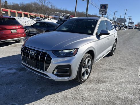 Certified 2023 Audi Q5 2.0T Premium Plus w/ Premium Plus Package image 3