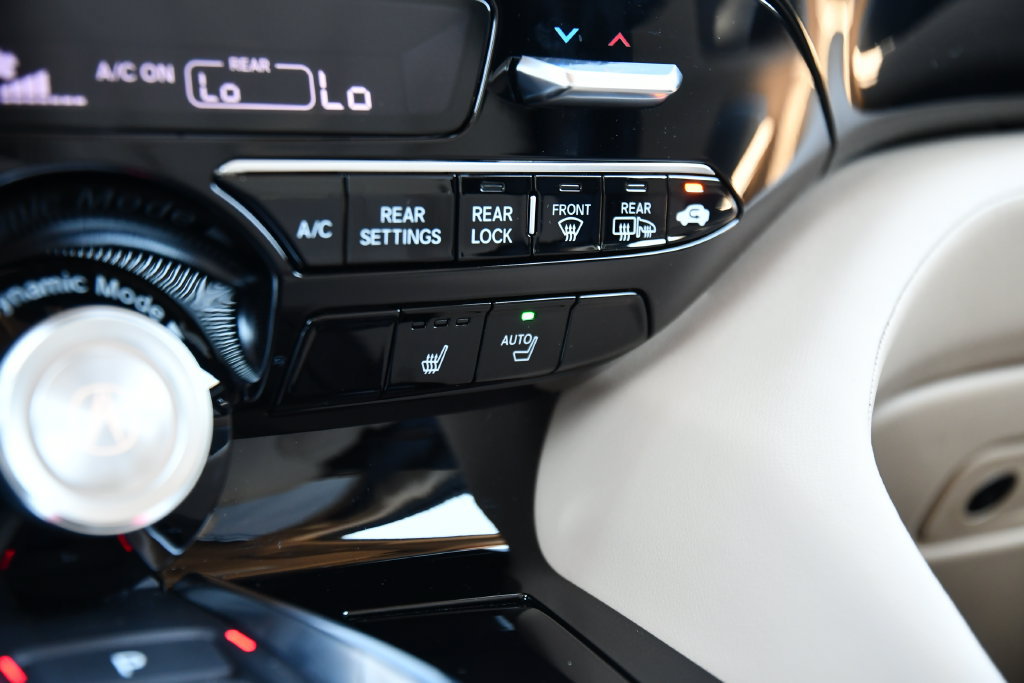 Used 2026 Acura MDX w/ Technology Package AWD/4WD image 23