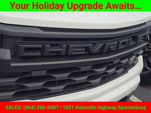 Certified 2024 Chevrolet Silverado 1500 Custom image 31