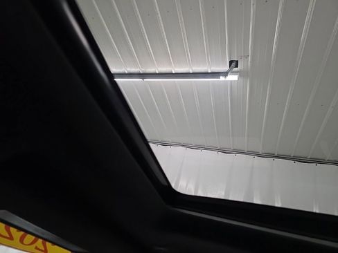 Used 2023 RAM 3500 Limited image 28