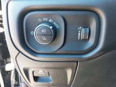 Used 2026 RAM 1500 Big Horn w/ Night Edition image 26