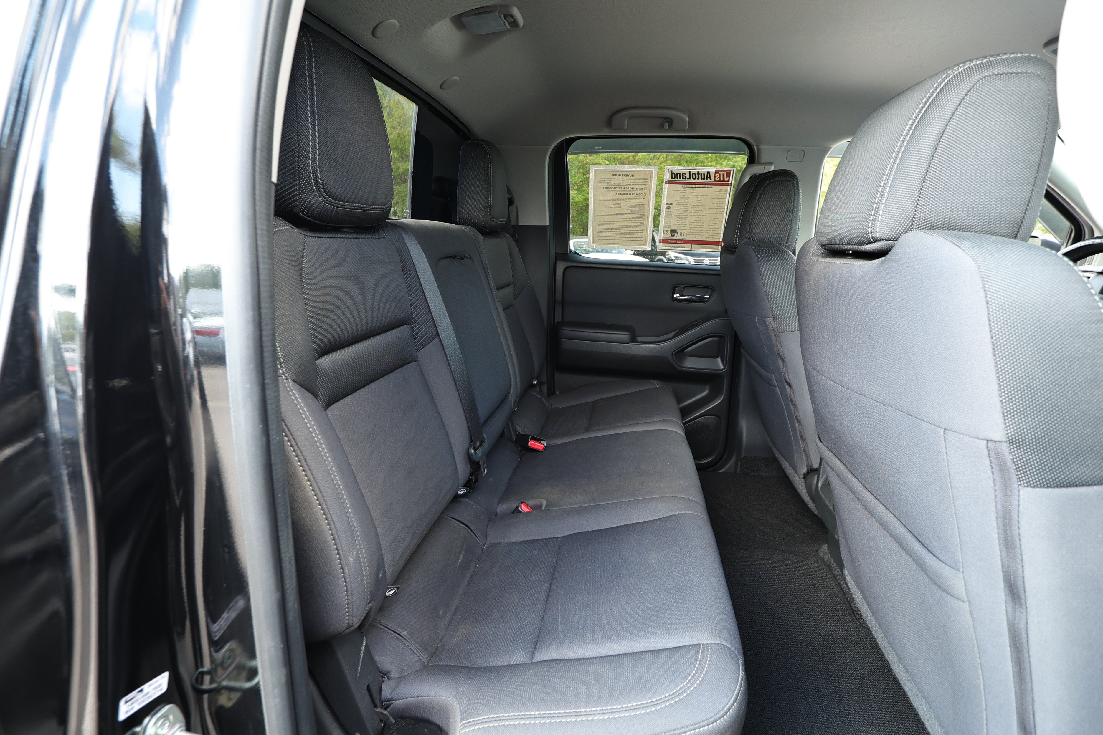 Used 2022 Nissan Frontier SV RWD image 29