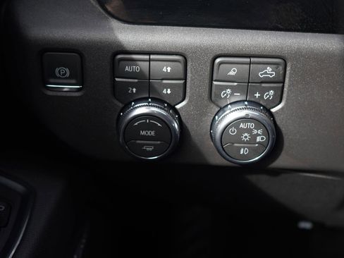 New 2026 GMC Sierra 1500 SLT w/ SLT Premium Package image 20