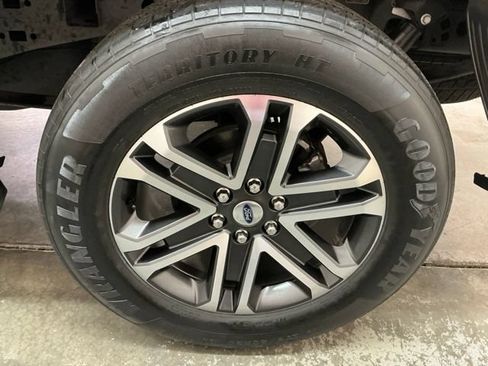 Used 2023 Ford F150 XL w/ STX Appearance Package RWD image 11