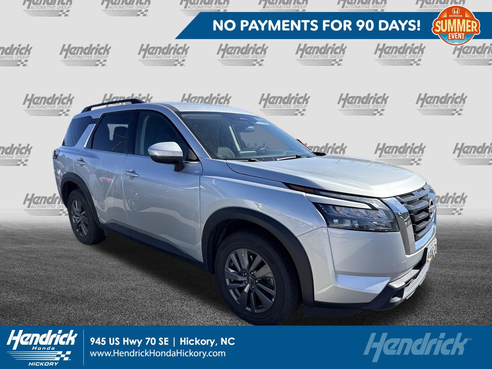 Used 2024 Nissan Pathfinder SV AWD/4WD image 1