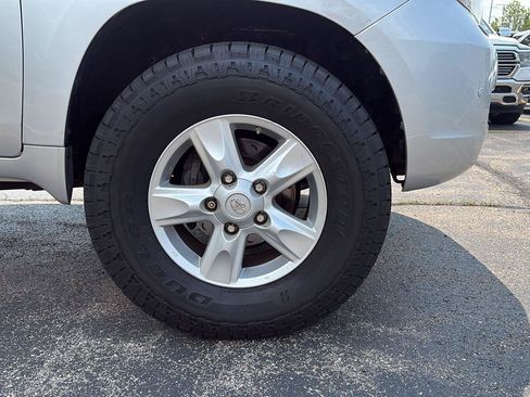 Used 2009 Toyota Land Cruiser w/ Upgrade Pkg AWD/4WD image 27
