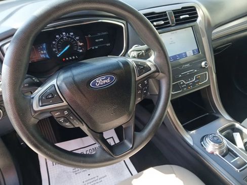 Used 2020 Ford Fusion S image 10