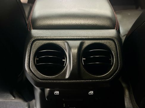 Used 2021 Jeep Wrangler Unlimited Rubicon AWD/4WD image 18