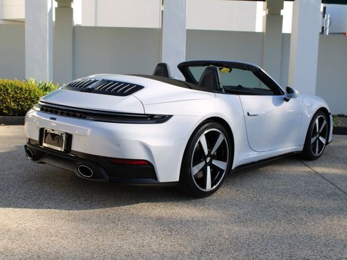New 2026 Porsche 911 Carrera 4S image 7