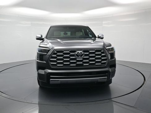 Used 2025 Toyota Sequoia Capstone image 33