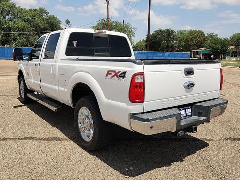 Used 2013 Ford F250 Lariat w/ FX4 Off Road Pkg AWD/4WD image 2