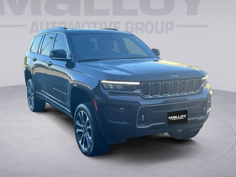 Used 2023 Jeep Grand Cherokee L Overland w/ Rear Seat Video Group I AWD/4WD image 7