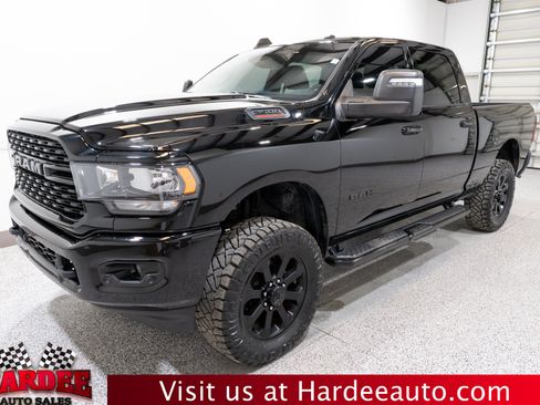 Used 2024 RAM 2500 Big Horn w/ Night Edition AWD/4WD image 2