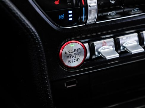 Used 2020 Ford Mustang GT Premium RWD image 25