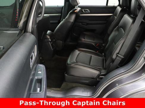 Used 2018 Ford Explorer XLT w/ Equipment Group 202A image 30