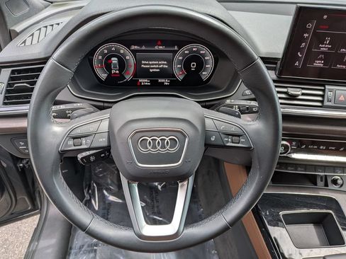 Used 2023 Audi Q5 2.0T Premium Plus w/ Premium Plus Package AWD/4WD image 16