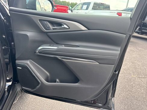 New 2026 Chevrolet Traverse LT w/ Enhanced Driving Package FWD image 15