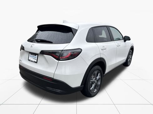 New 2026 Honda HR-V LX image 8