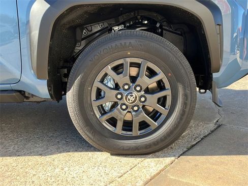 New 2026 Toyota 4Runner SR5 image 9