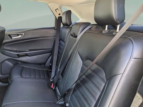 Used 2019 Ford Edge SEL w/ Equipment Group 201A image 17