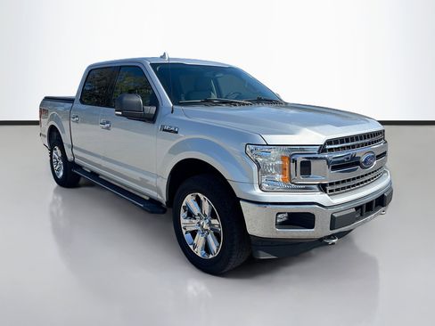 Used 2018 Ford F150 XLT w/ Equipment Group 302A Luxury image 7