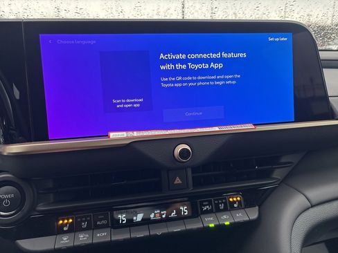 New 2025 Toyota Crown Signia w/ Tow-Hitch Package (TMS) image 23