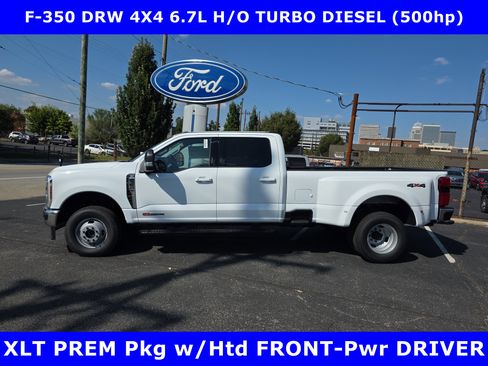 New 2026 Ford F350 XLT w/ XLT Premium Package AWD/4WD image 1