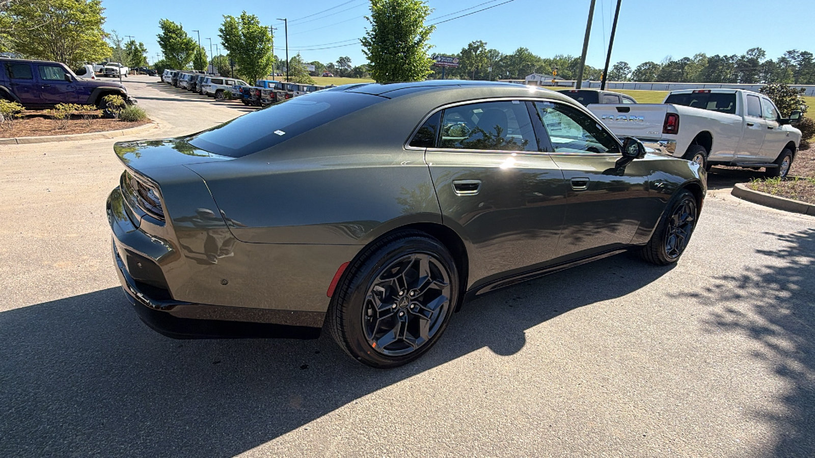 New 2026 Dodge Charger R/T w/ Driver Convenience Group AWD/4WD image 8