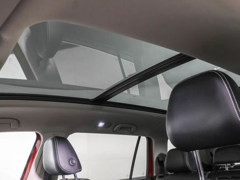 Certified 2022 Volkswagen Atlas SEL image 12