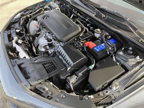 Certified 2025 Honda Civic Sport image 37