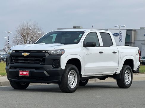 New 2025 Chevrolet Colorado W/T w/ Advanced Trailering Package image 8