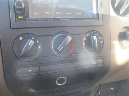 Used 2004 Ford F150 XLT image 28