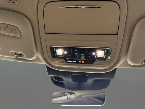 Used 2023 Lincoln Aviator Reserve image 29