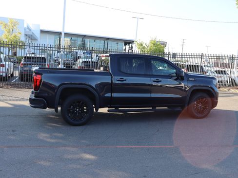 Used 2026 GMC Sierra 1500 Elevation w/ Elevation Premium Package AWD/4WD image 11