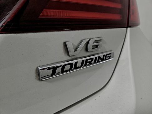 Used 2017 Honda Accord Touring image 32