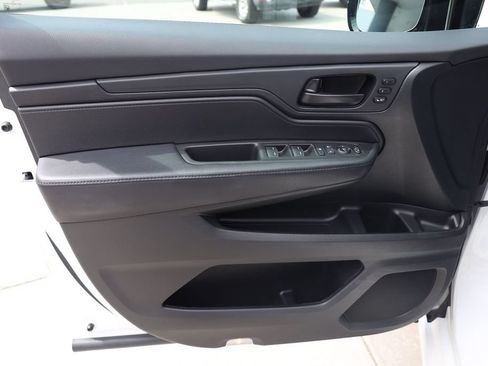 Used 2023 Honda Odyssey Sport image 10