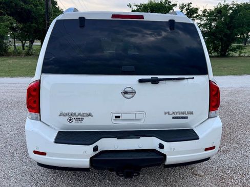 Used 2010 Nissan Armada Platinum RWD image 9