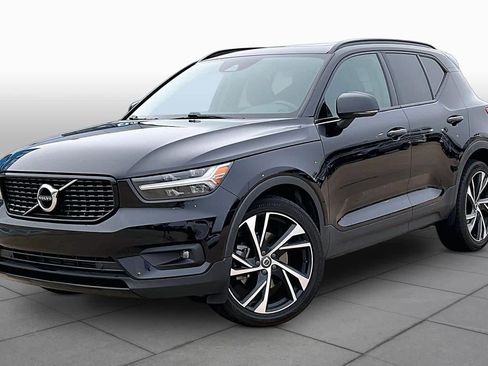 Used 2021 Volvo XC40 T5 R-Design w/ Climate Package AWD/4WD image 3