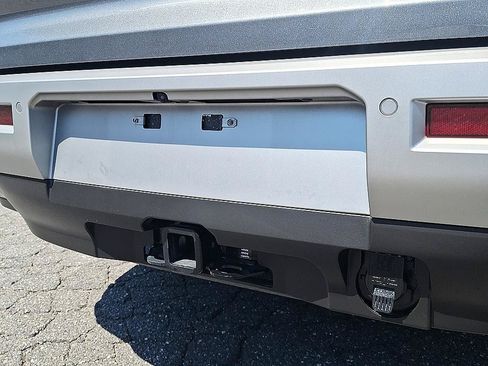 Used 2025 Nissan Pathfinder Platinum w/ Cargo Package FWD image 26