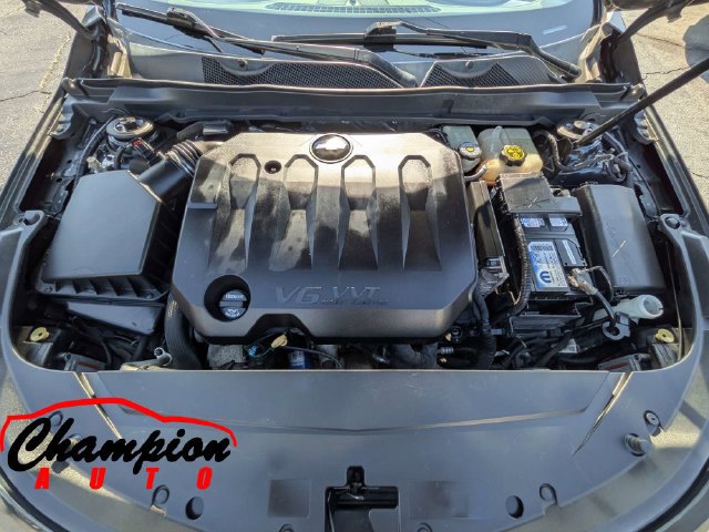Used 2018 Chevrolet Impala Premier FWD image 15